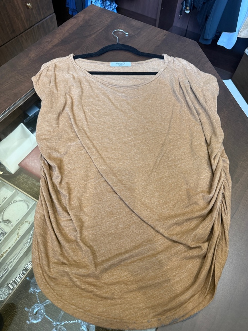 Project social T medium brown T-shirt, ruched sizes